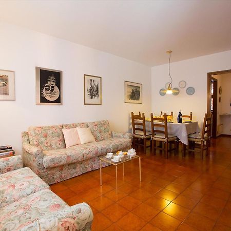 Menaggio Poggio Fiorito Loggetta Apartment Luaran gambar