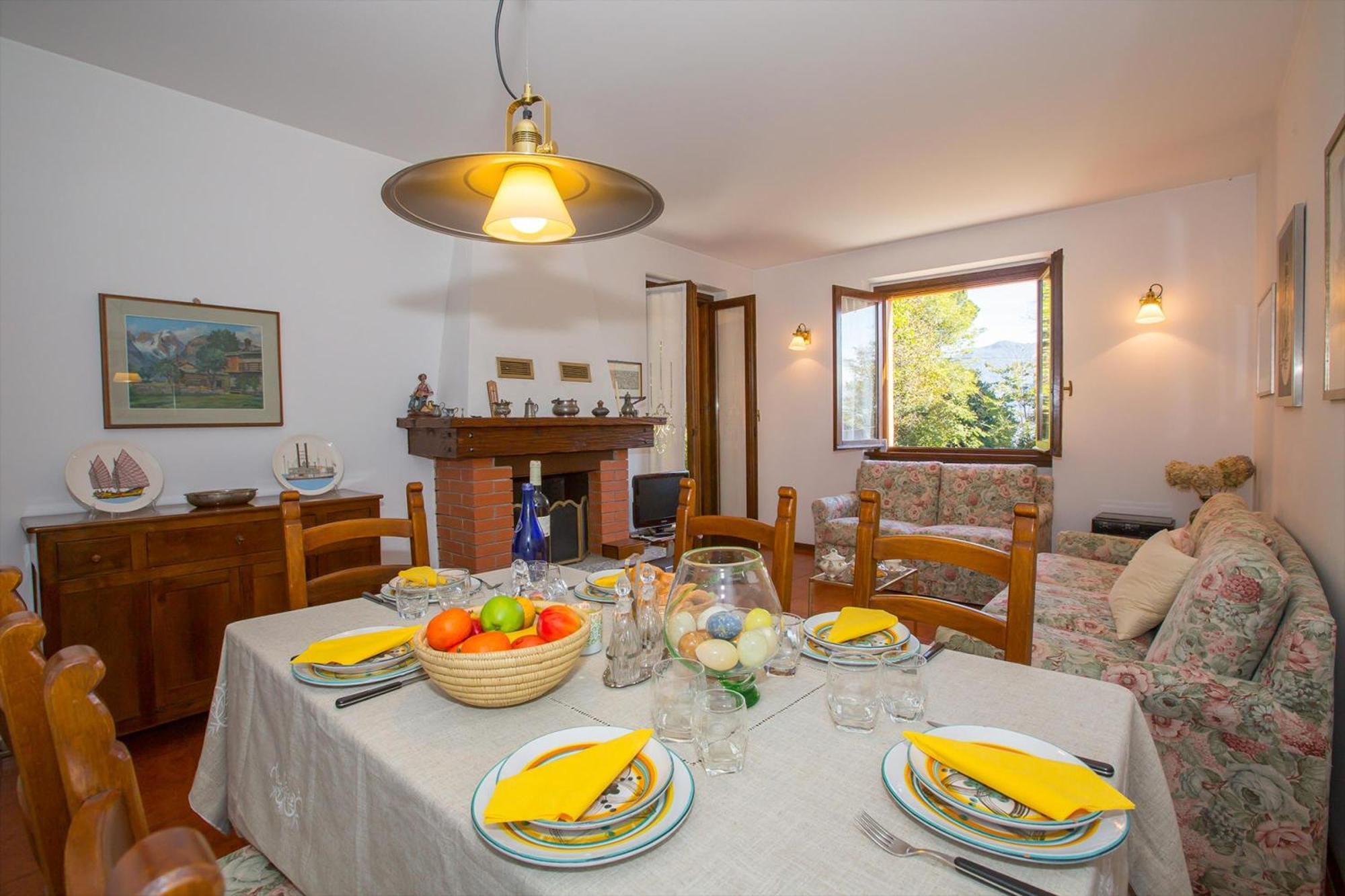 Menaggio Poggio Fiorito Loggetta Apartment Luaran gambar