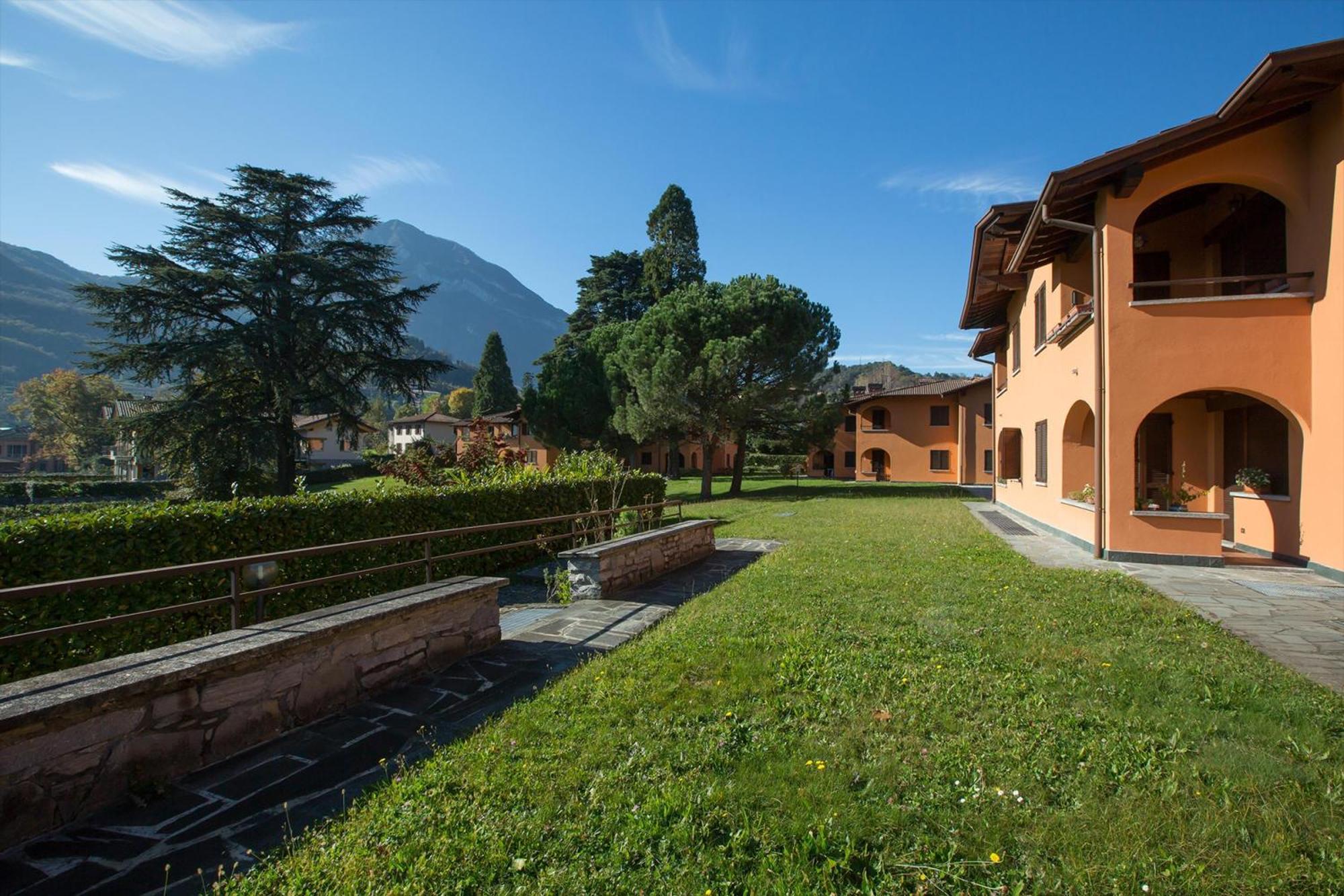 Menaggio Poggio Fiorito Loggetta Apartment Luaran gambar
